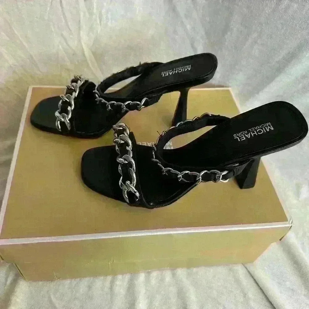 Brand New Michael Kors Black Heels size 6M - Picture 5 of 7